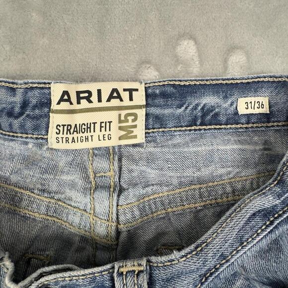 Distressed Ariat M5 Straight Fit Straight Leg Denim Jeans Size 31/36 - Picture 3 of 8